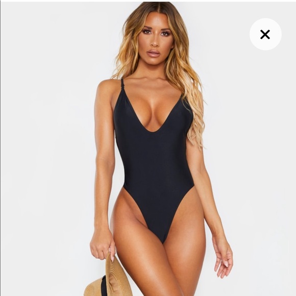 PrettyLittleThing black one piece. - Picture 6 of 6